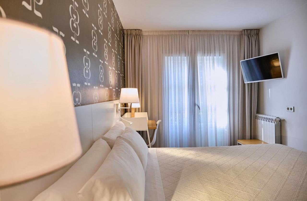 Hostal Suso Сантьяго-де-Компостела Экстерьер фото