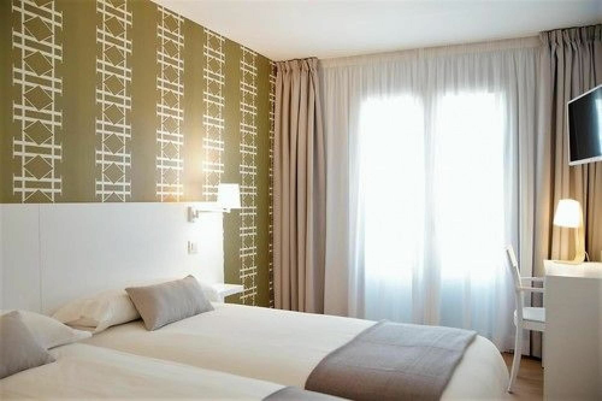 Hostal Suso Сантьяго-де-Компостела Экстерьер фото